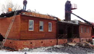 Разбор сгоревшего дома в Омске от 3784 руб. - 2Землекопа-Омс